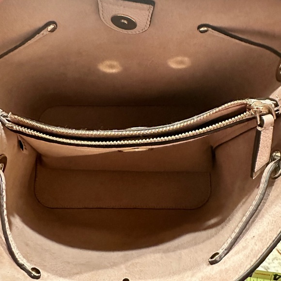 Kate Spade crossbody in warm taupe - Picture 3 of 3